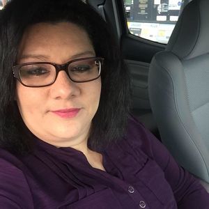 Meet your Posher, Alma
